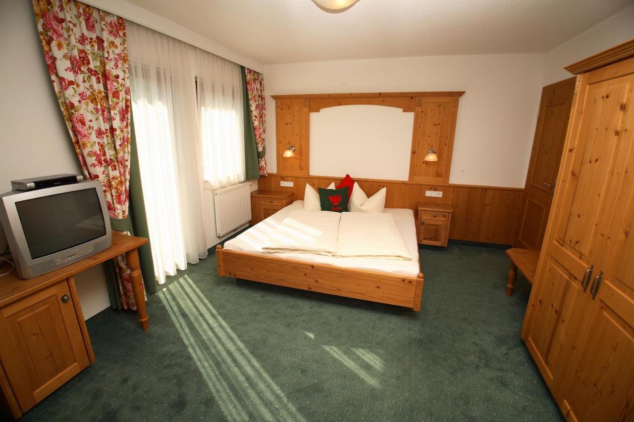 Ferienhof Lackner Ried im Zillertal Cameră foto