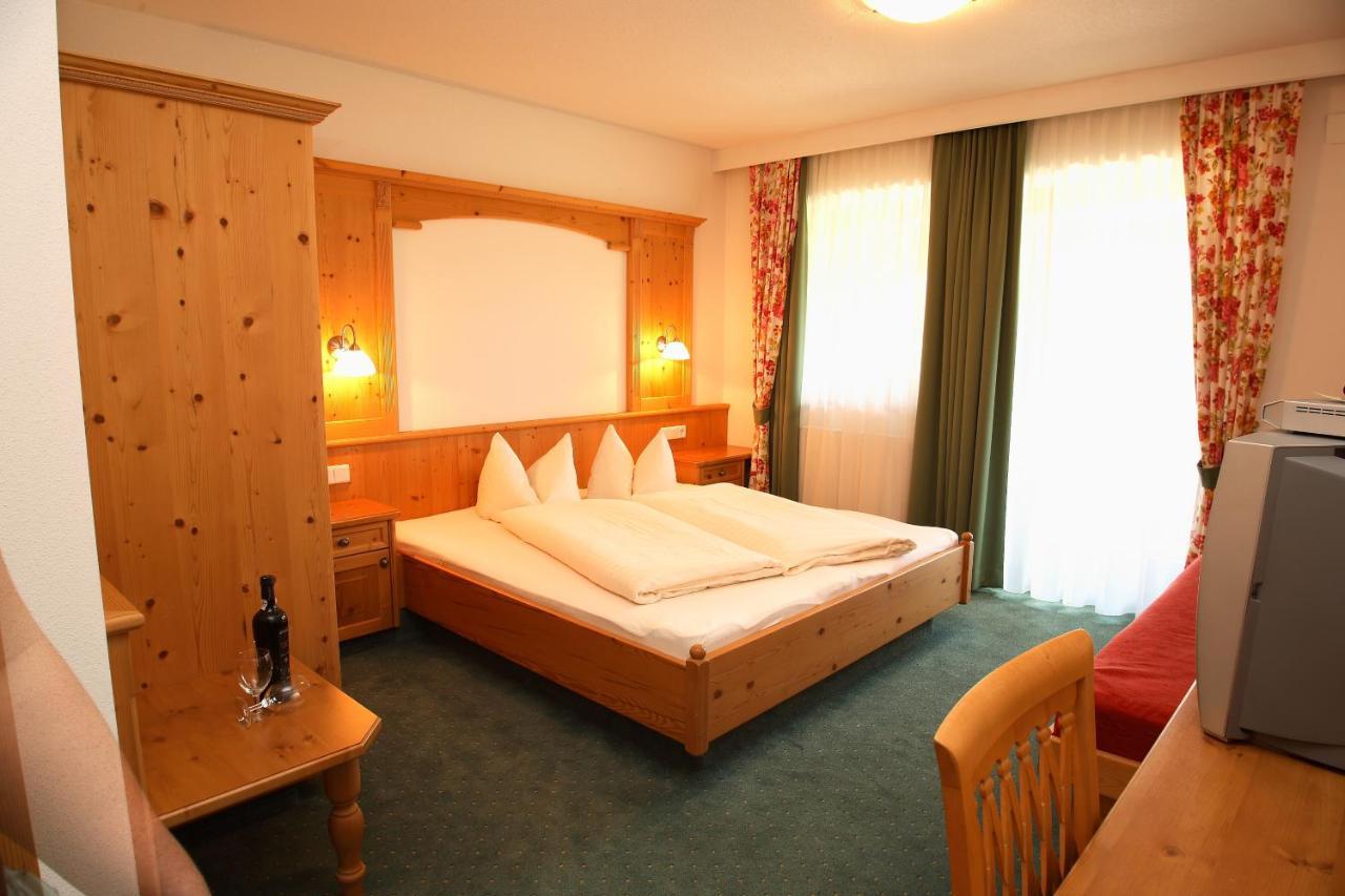 Ferienhof Lackner Ried im Zillertal Cameră foto