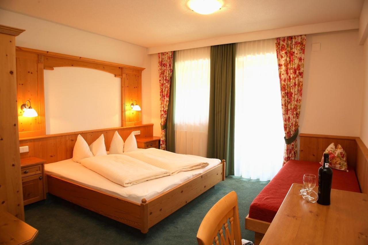 Ferienhof Lackner Ried im Zillertal Cameră foto